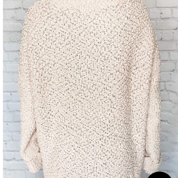 LAST💕 Oversized Taupe Popcorn Knit Pullover - Picture 6 of 8